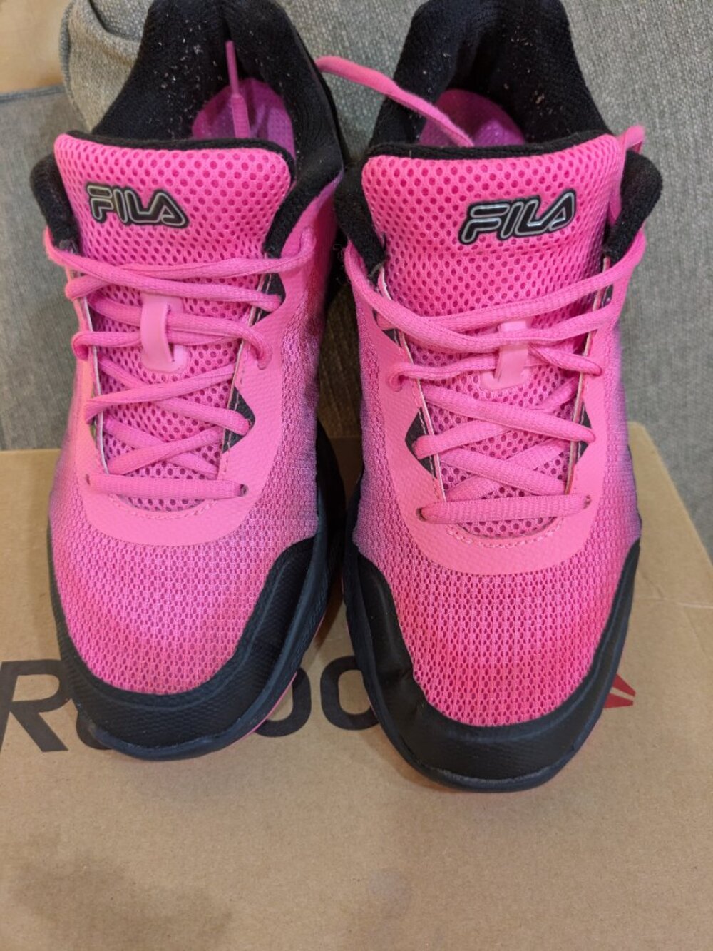 Fila Acumen Viz Athletic Shoes WOMENS Fuchsia Black SIZE 9 Great Condition